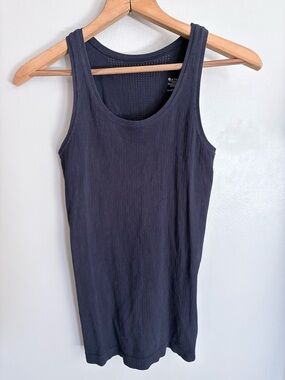 Athleta Pura 
Ribbed Tank Top - Navy Blue
